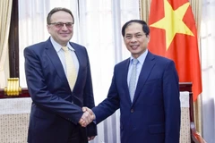 Le Vietnam tient en haute estime les aides humanitaires du Bélarus