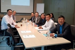 La Confédération générale du travail du Vietnam acquiert d’expériences de Singapour