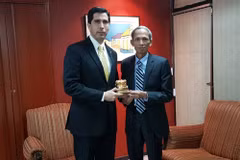 Le Vietnam et le Paraguay intensifient leur coopération