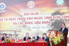 Le PM participe à une conférence sur le ginseng de Ngoc Linh à Kon Tum