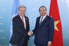 Sommet du G7 élargi: le PM vietnamien rencontre des dirigeants du monde