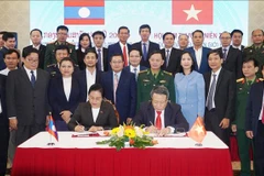 Quang Tri et Savannakhet renforcent leur coopération dans le domaine du travail frontalier