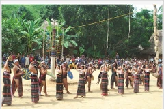 Quang Nam: Alang Bay, patriarche de l’édification de la vie culturelle des Co Tu