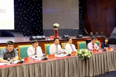 Quang Ninh lève les difficultés des entreprises