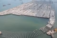 Le président indonésien inaugure un port ''stratégique'' de 3 milliards de dollars