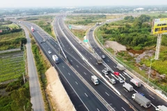 Inauguration de l'autoroute Trung Luong - My Thuân