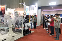 Ouverture d’une série de salons sur l’industrie auxiliaire à Ho Chi Minh-Ville