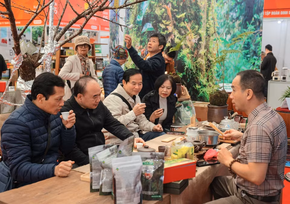 Les provinces du Nord présentent des produits emblématiques des zones montagneuses tels que le thé Shan Tuyêt, le riz, le miel, les légumes, les épices et les produits secs du Nord-Ouest. Photo: VNA