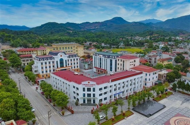 Le centre administratif modern de la ville de Diên Biên Phu digne de son statut de zone urbaine de grade 2 de la région Nord-Ouest. Photo: VNA