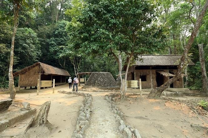 Baraquements du Poste de commandement de la campagne de Diên Biên Phu. Photo: VNA