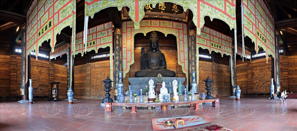 S’étendant sur une superficie de 5.000 hectares, le complexe spirituel Tam Chuc comprend de nombreux monuments. Photo: VNA