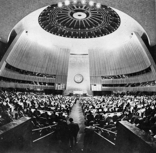 La fondation de l’Organisation des Nations Unies (ONU) en 1945 traduit l’aspiration commune des peuples à la paix, à la sécurité et au développement, au lendemain des souffrances dévastatrices de la Seconde Guerre mondiale. Photo : Archives/VNA
