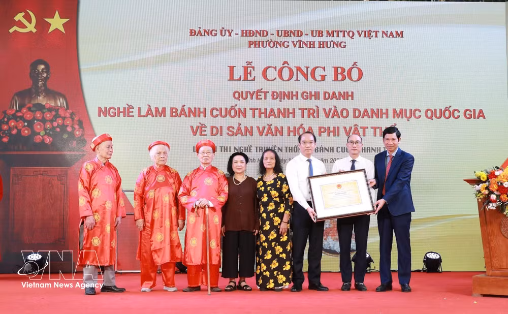 vnanet-banhcuon1.jpg