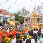 Activités de célébration du Nouvel An de la communauté khmère à la pagode Sro Lon (quartier de My Xuyen, ville de Can Tho). Photo: VNA