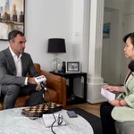 Jarrod Leak, directeur exécutif de l’Alliance australienne pour la productivité énergétique (A2EP) dans une interview accordée à la correspondante de l’Agence vietnamienne d’information (VNA) à Sydney. Photo : VNA