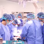 Actualité de la semaine : Six vies sauvées après une greffe multi-organes à l’Hôpital 108
