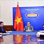 Dans l’après-midi du 23 décembre, Le Hoai Trung, ministre vietnamien des Affaires étrangères, s’est entretenu par téléphone avec Jean-Noël Barrot, ministre français de l’Europe et des Affaires étrangères. Photo : VNA