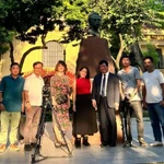 L'équipe de tournage travaille à Hanoï. Photo : VTV