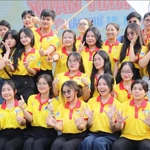 Lors du lancement de la 18ᵉ édition de la campagne « Printemps du volontariat » (Xuân tình nguyên) le 3 janvier à Hô Chi Minh-Ville. Photo :VNA