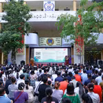 Le lycée Tran Nhan Tong organise une rencontre avec les élèves admis en seconde pour l'année scolaire 2026-2027. Photo : VNA