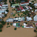 Actualité de la semaine : Des milliers de maisons sous les eaux au Centre du Vietnam