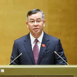 L'Auditeur général de l'État, Ngo Van Tuan, présente un rapport lors de la 10e session de la 15e législature de l'Assemblée nationale. Photo: VNA