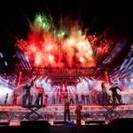 Un numéro artistique du concert "Anh trai vượt ngàn chông gai". Photo: VNA