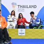 La nageuse Vi Thi Hang remporte sa quatrième médaille d'or aux Jeux. Photo : VNA