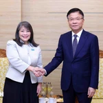 Le vice-Premier ministre Le Thanh Long reçoit Mme June Kunugi, directrice régionale de l'UNICEF pour l'Asie de l'Est et le Pacifique, le 26 novembre, à Hanoï. Photo: VNA