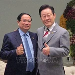 Le Premier ministre Pham Minh Chinh s’est entretenu avec le président sud-coréen Lee Jae Myung. Photo: VNA
