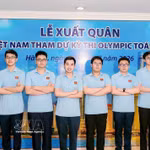 La délégation nationale vietnamienne, composée de six étudiants participant aux OIM 2026, remporte deux médailles d'or, trois d'argent et une de bronze. Photo : VNA