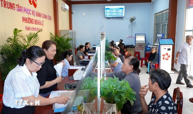 Centre de services administratifs du quartier de Nghia Lo, province de Lao Cai. Photo: VNA tinh-gon-3.jpg