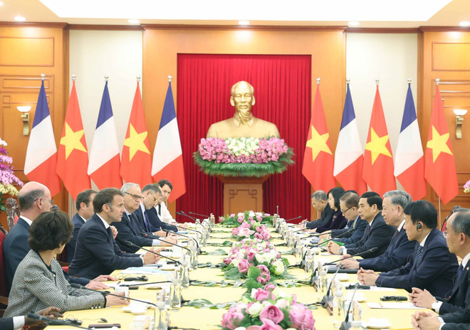 Panorama de l'entrevue. Photo: VNA vna-potal-tong-bi-thu-to-lam-tiep-tong-thong-phap-emmanuel-macron-8054735.jpg