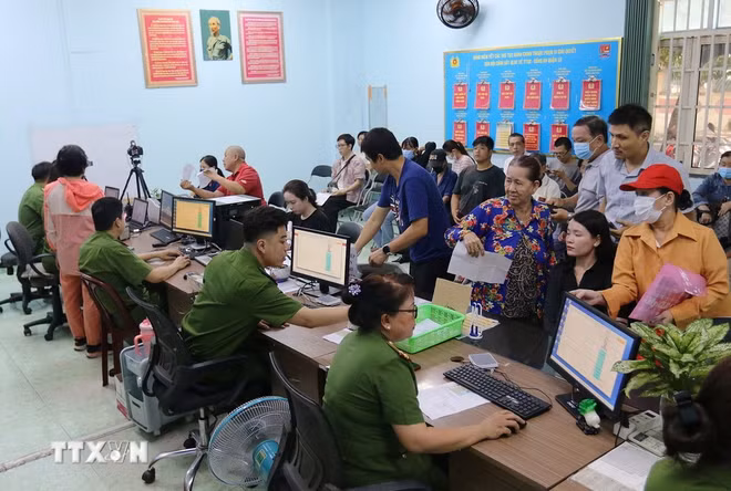 can-cuoc-cong-dan-1-4824.jpg