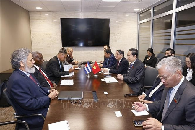 Panorama de la rencontre. Photo: VNA ctqh-tran-thanh-man-gap-ctqh-cuba2.jpg