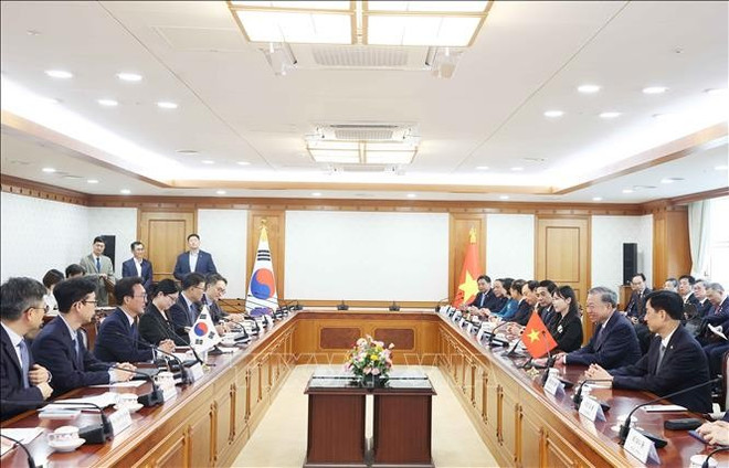 Panorama de la rencontre. Photo: VNA hoi-kien-thu-tuong2.jpg