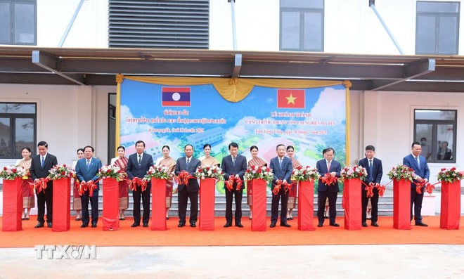 Cérémonie d'inauguration du Centre de désintoxication de la province de Vientiane. Photo: VNA viet-nam-lao-8181302.jpg