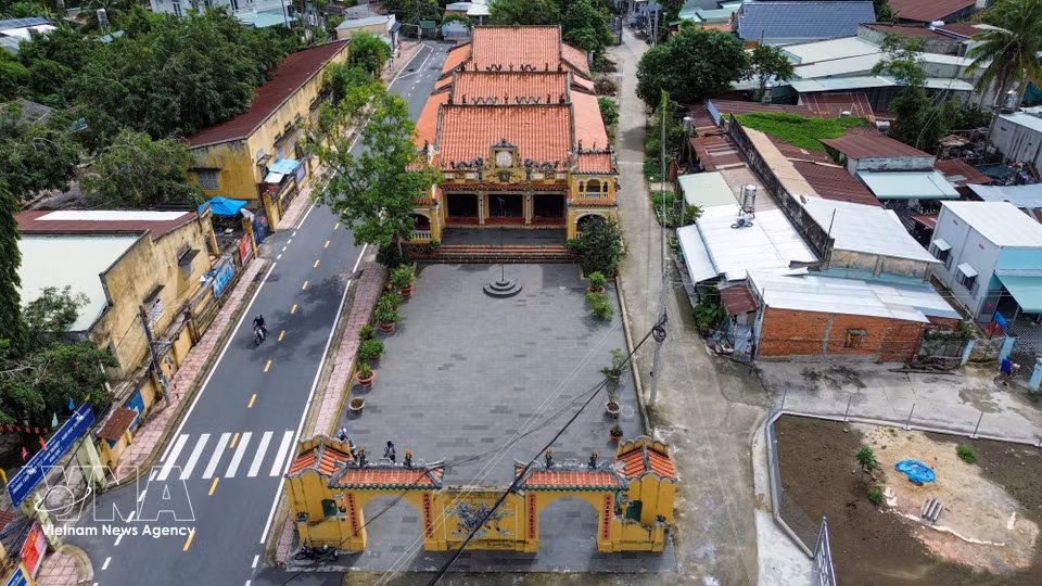 Édifié à la fin du XIXe siècle, le temple de Hiep Ninh est étroitement lié au défrichage des terres et à la formation des premières communautés de la province. Photo : VNA