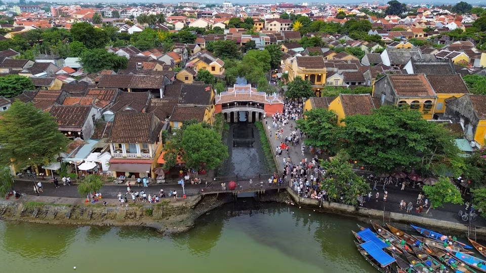 Le véritable éclat du patrimoine ne tient pas à la pierre figée, mais à la vie quotidienne qui le traverse et le réinvente sans cesse. Photo : Thanh Tung - VNA