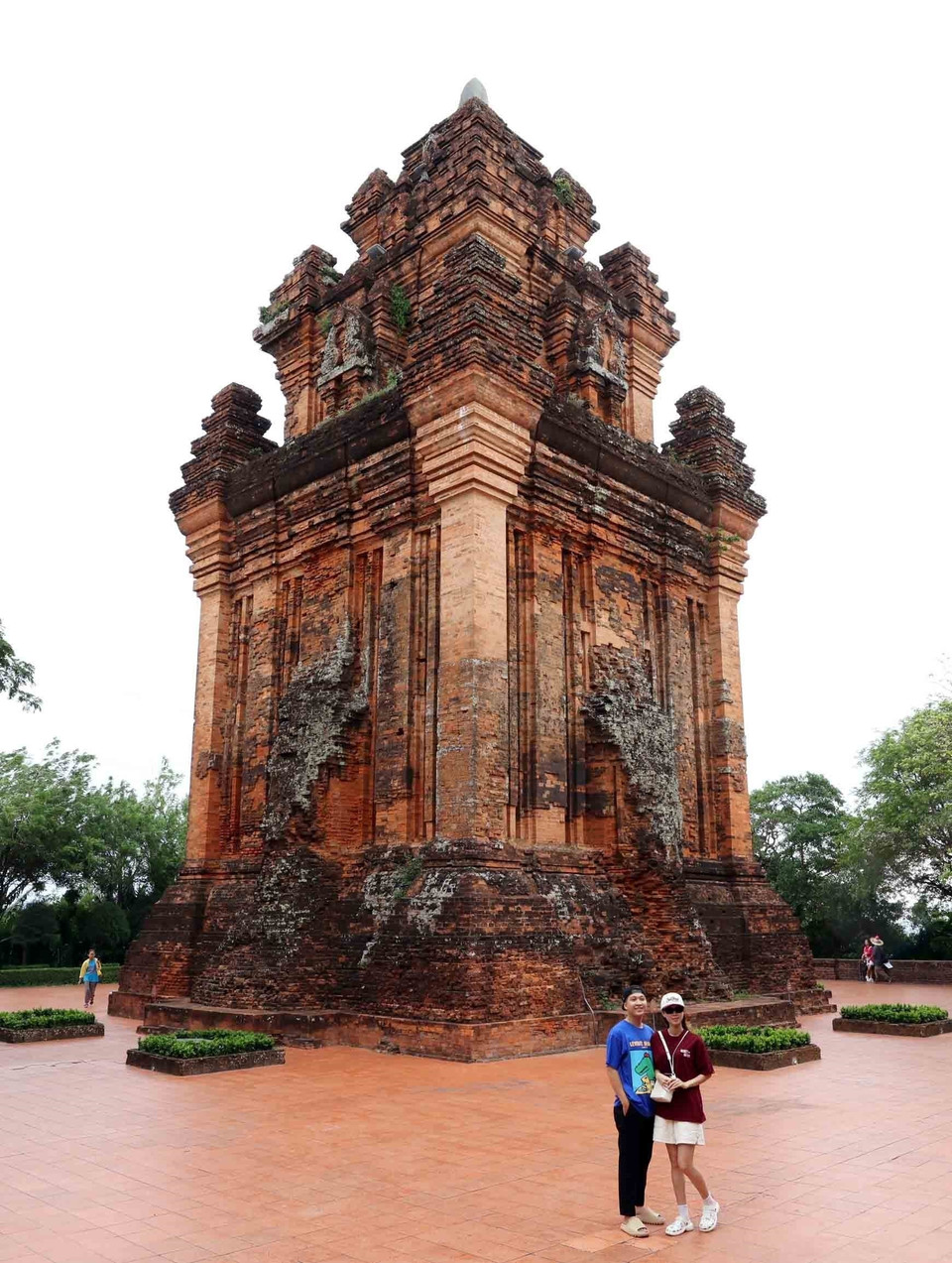 Datée par les archéologues de la fin du XIe au début du XIIe siècle, elle représente un exemple emblématique de l'architecture sacrée de la civilisation qui s'est épanouie dans le centre du Vietnam. Photo : VNA