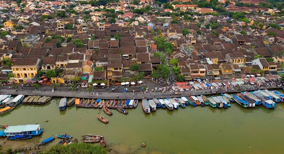 La beauté de Hôi An ne se contemple pas seulement, elle se vit et se ressent avec tous les sens, offrant une immersion sensorielle qui révèle la profondeur de sa valeur intemporelle. Photo : Thanh Tung - VNA