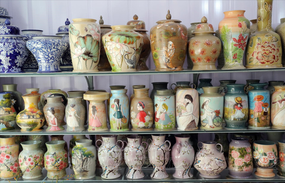 Différents modèles de vases décoratifs. Photo: VNP