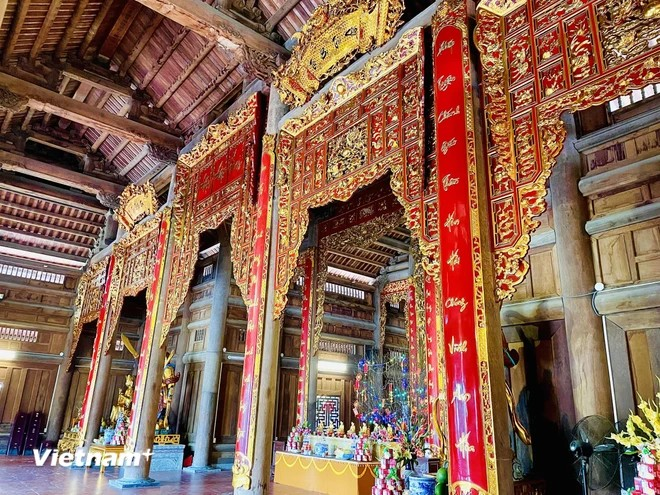 La pagode est construite principalement en bois de fer (Erythrophleum fordii) et en Madhuca pasquieri. En particulier, la maison principale est entièrement constituée en Hopea pierrei Hance. Photo: VietnamPlus