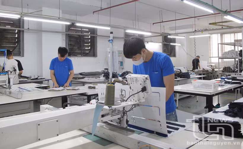 Dans une entreprise à Thai Nguyen. Photo: baothainguyen.vn
