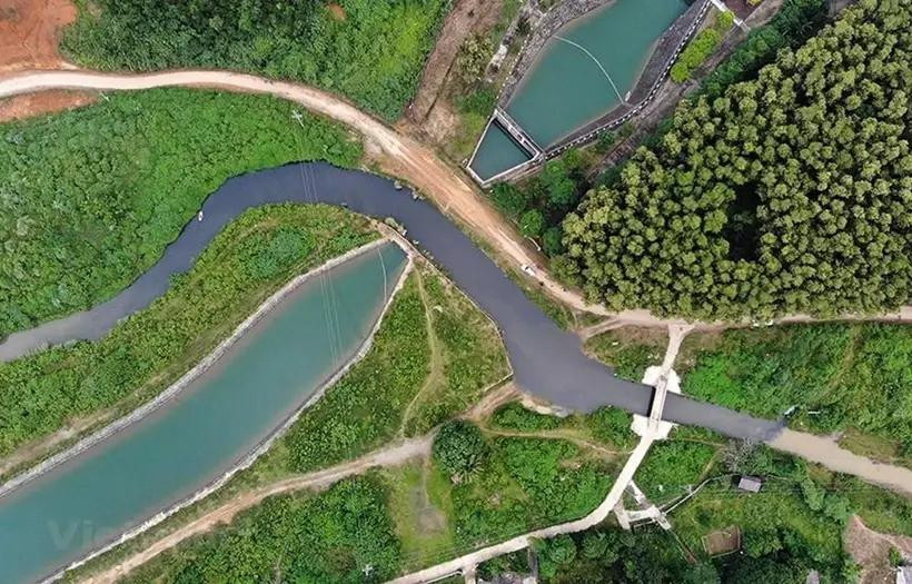 La Loi sur les ressources en eau de 2023, adoptée par la 15e Assemblée nationale lors de sa 6e session, est entrée officiellement en vigueur le 1er juillet 2024. Photo d'illustration: VNA
