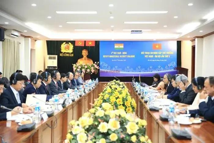 Panorama du dialogue. Photo: cong an nhan dan