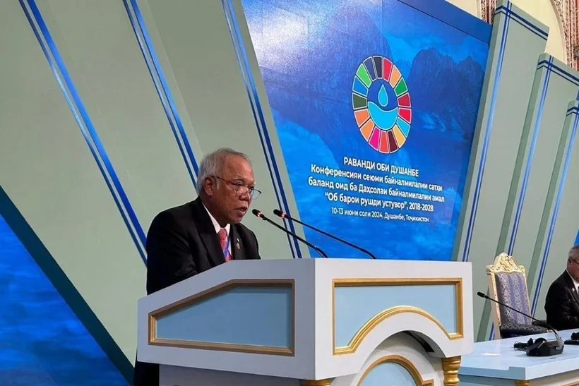 Le ministre indonésien des Travaux publics et du Logement public, Basuki Hadimuljono, prononce un discours lors de la Conférence internationale de haut niveau sur la Décennie internationale d'action « L'eau pour le développement durable » au Tadjikistan. (Photo : ANTARA)