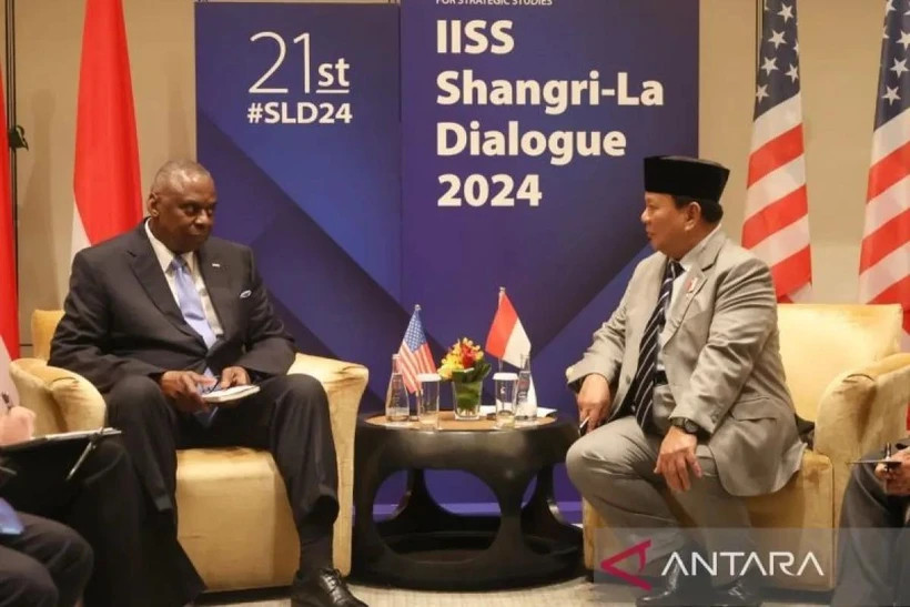 Le ministre indonésien de la Défense et président élu Prabowo Subianto (à droite) et le secrétaire américain à la Défense Lloyd J. Austin (Photo : Antara)