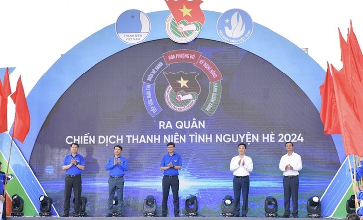Lancement de la campagne d'été des Jeunes bénévoles 2024. Photo: dangcongsan.vn