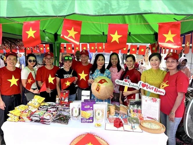 Un stand vietnamien au Festival culturel 2024 à Colombo (Photo : VNA)